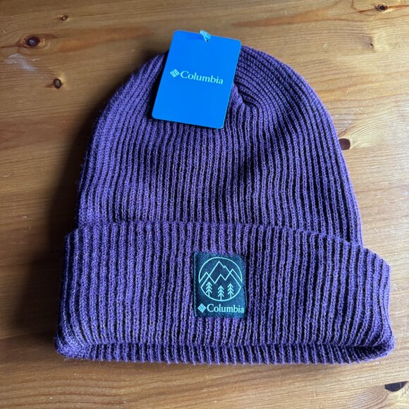 NWT Columbia Burgundy Stretch Beanie / Gray Phone Friendly Cozy Gloves in Large - Picture 10 of 11
